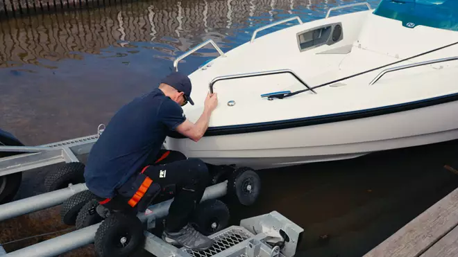 How To Launch Your Boat (11)