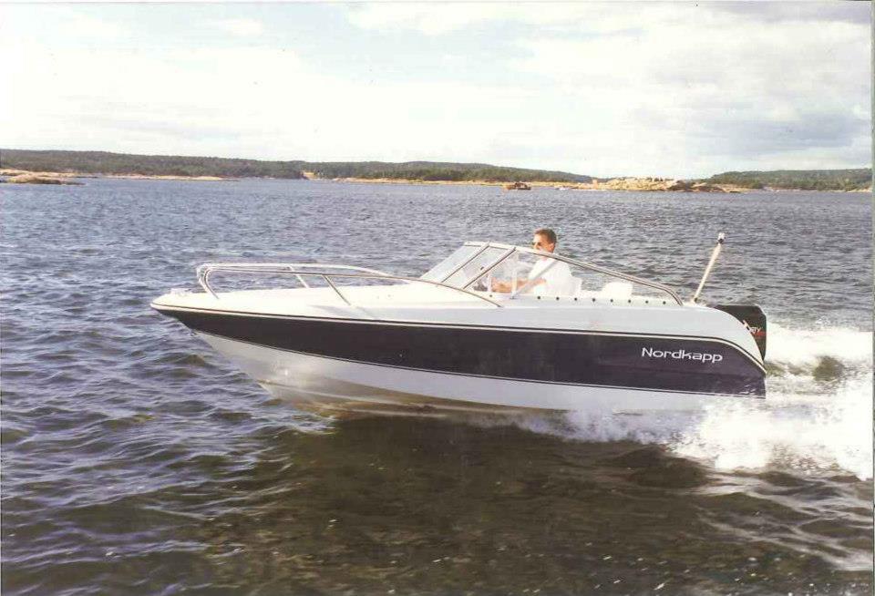 Avant 490 Side