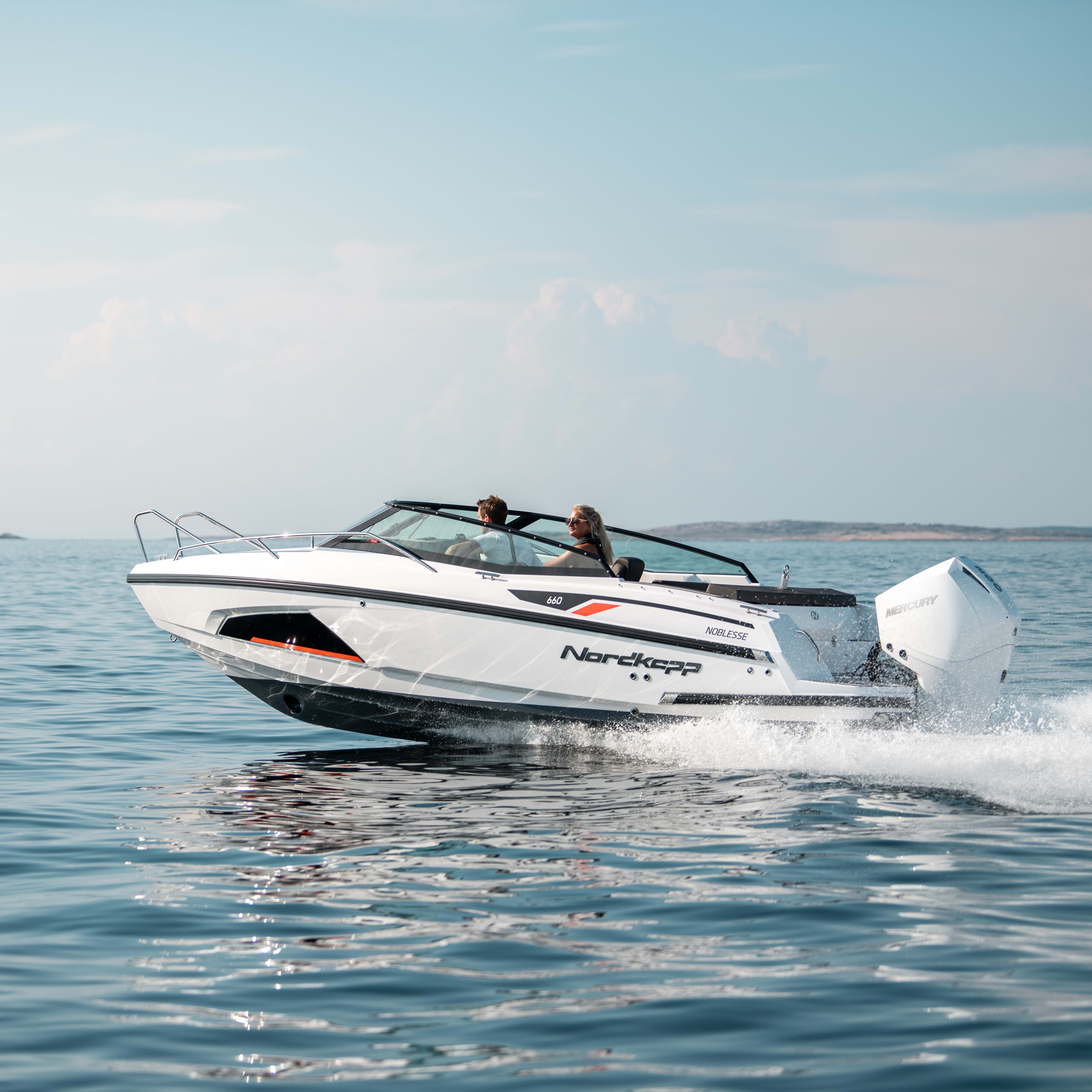 Vi Menn Båt tester Noblesse 660
