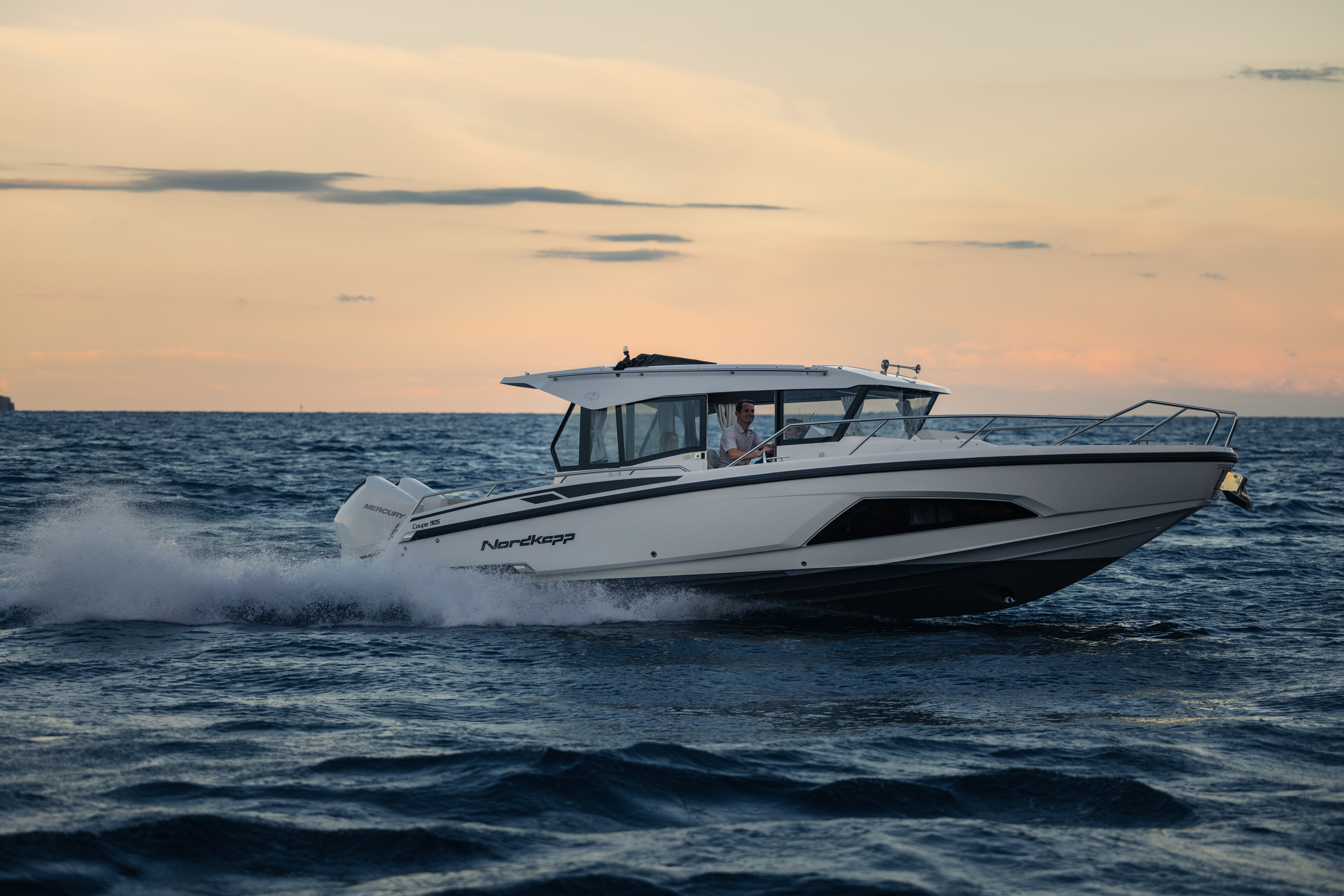 C905 MY2025 CANNES 111